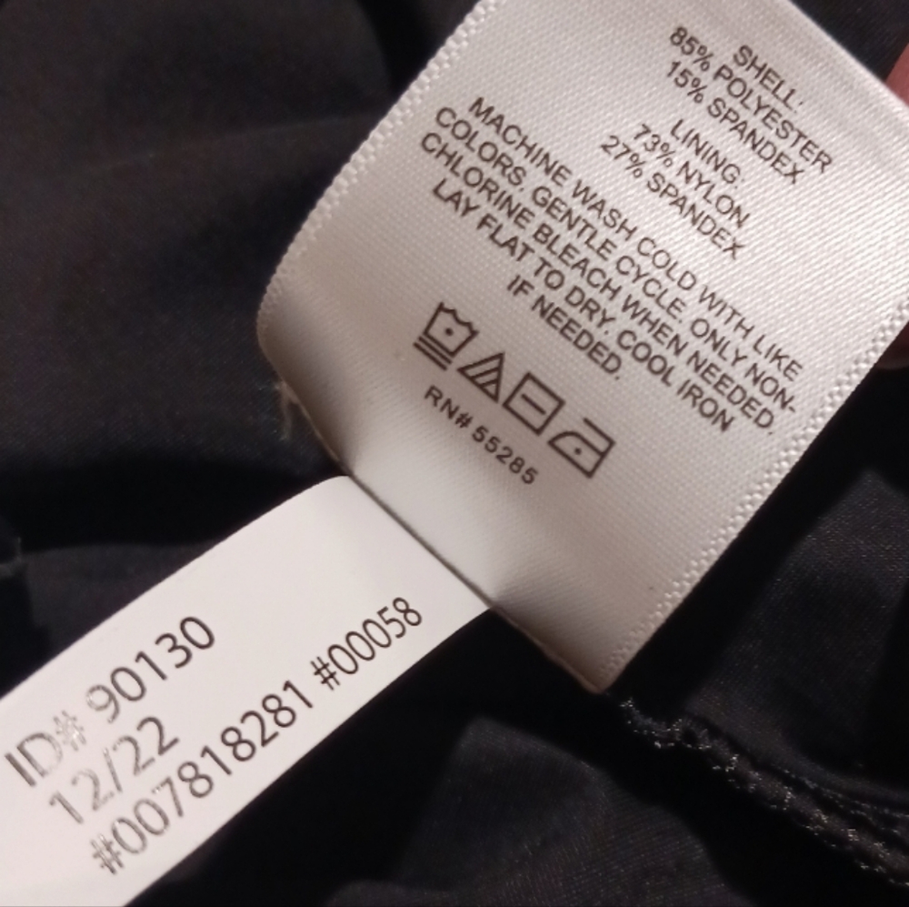 Express Body Contour Dress Built-In Shapewear - Picture 7 of 7
